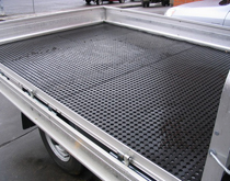 貨車車廂墊_防滑、耐壓、減輕腳壓力疲勞、避免摩擦噪音